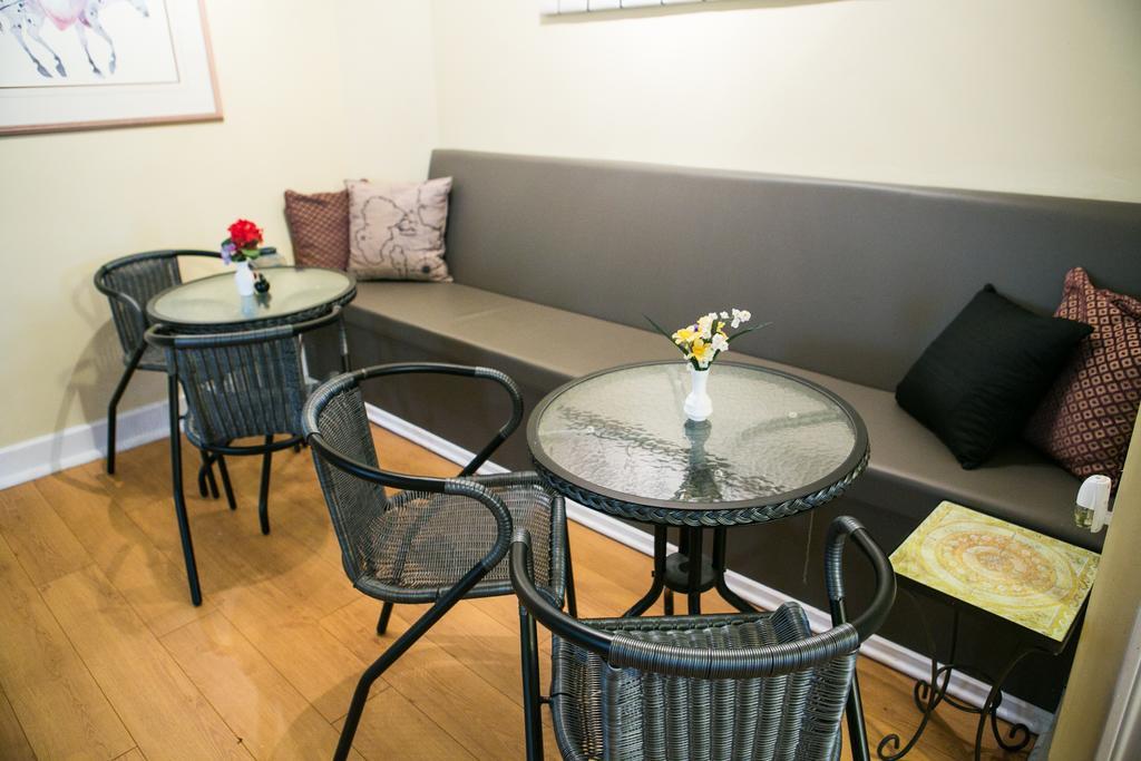 Le 227 Laurier B&B 加蒂诺 外观 照片